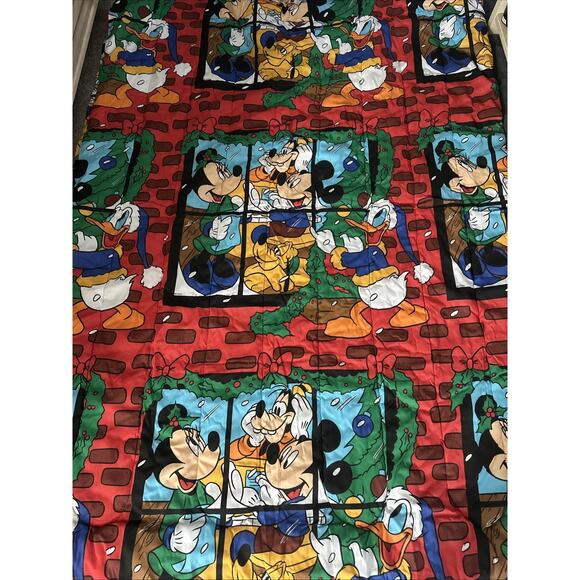Mickey's And Friends Holiday Christmas Bedding Set